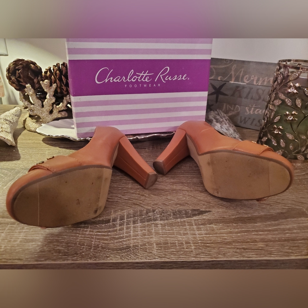 Charlotte Russe Chunky Heels 👠 Size 8 Tan - Picture 5 of 6
